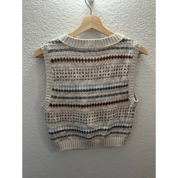 American Eagle Fair Isle Sweater Vest Knit Cropped Preppy Small Indie Academia - Picture 3 of 4